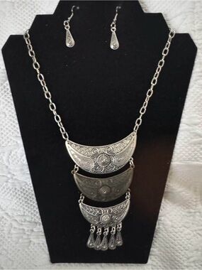 Silver-Tone Crescent Pendant Necklace and Earrings Set